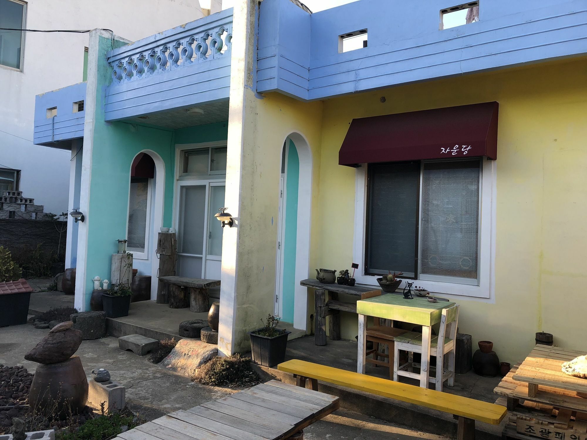Jaun Guesthouse Сеогвипо Екстериор снимка